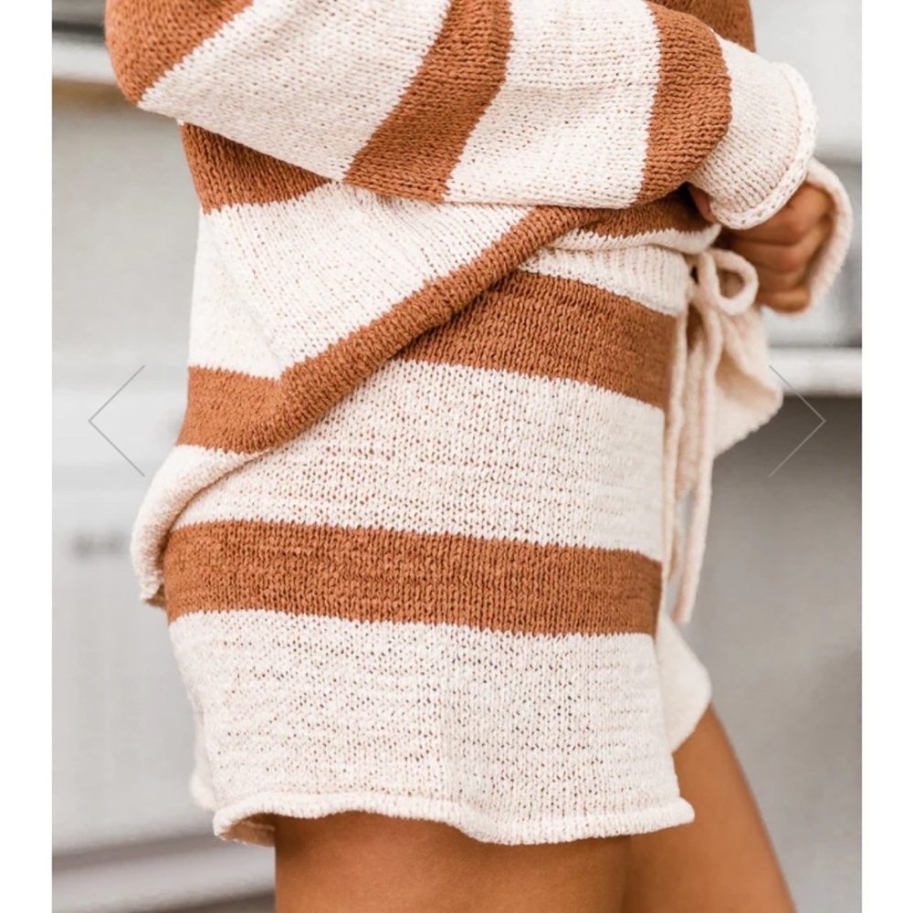 Brand New Striped Crochet Shorts Brown/Tan - Picture 2 of 4